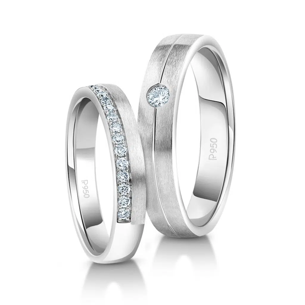 High detailed Photography for Platinum, Diamonds and Gold Love Band/rings for engagement & Weddings